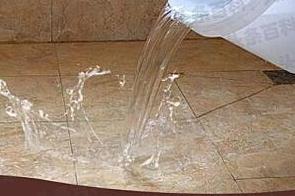 盘锦市漏水维修 免砸砖防水材料该如何施工